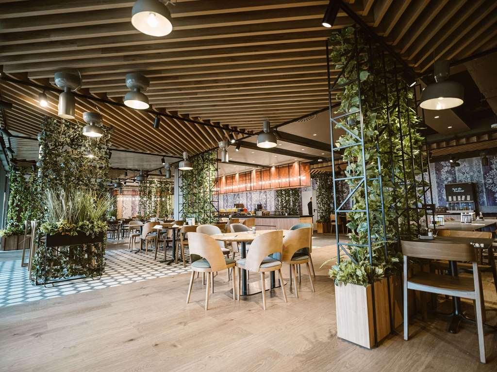 Hotel Ibis Styles Sibiu Arsenal Restaurace fotografie